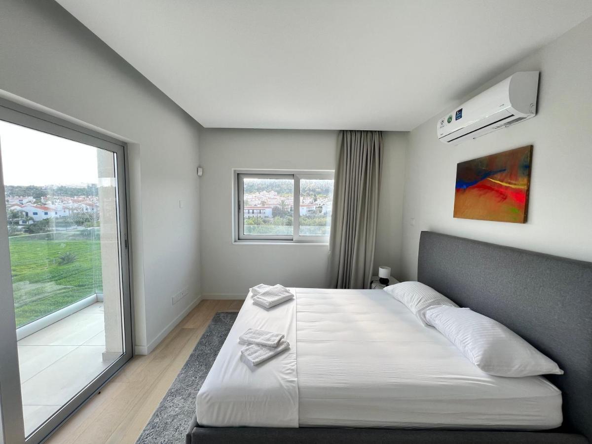 Emerald Suites Протарас Екстер'єр фото